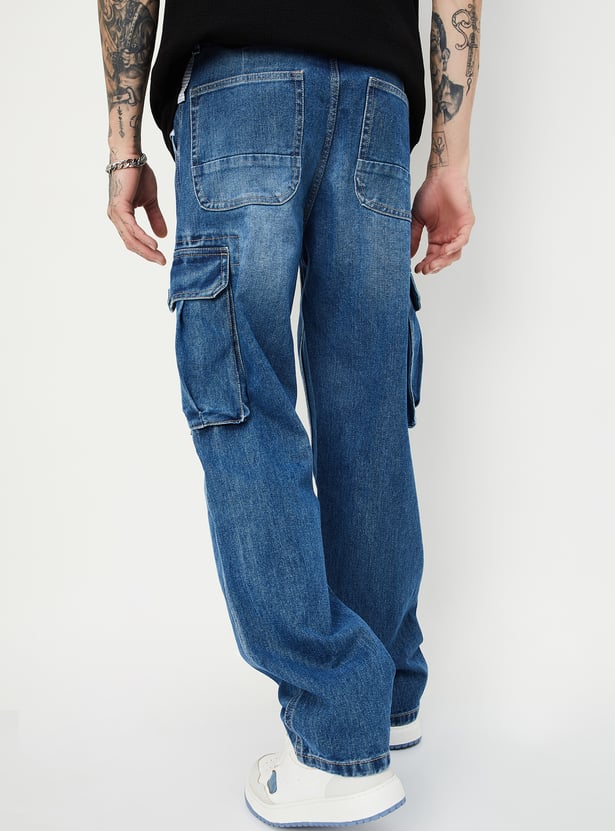 Versatile Loose Fit Washed Cargo Jeans for Men Suitable for Outdoor Adventures and Daily Wear