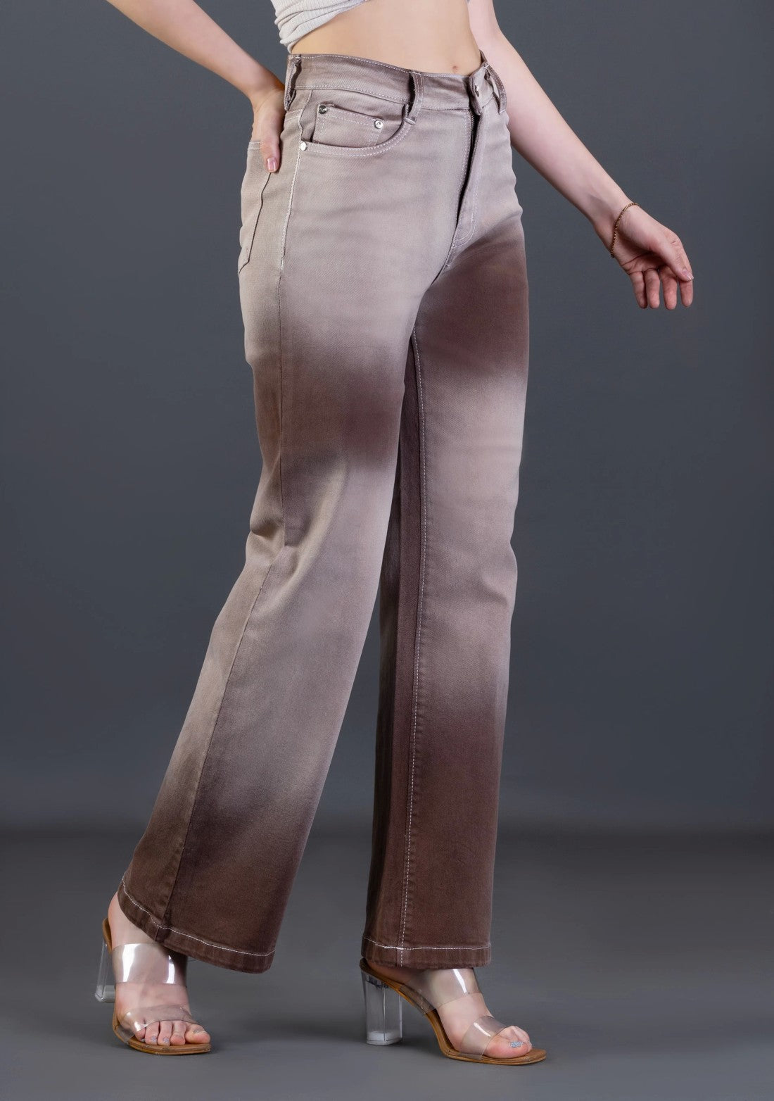 Trendy Women’s Light Brown Wide-Leg Jeans with Ombre Fade Design
