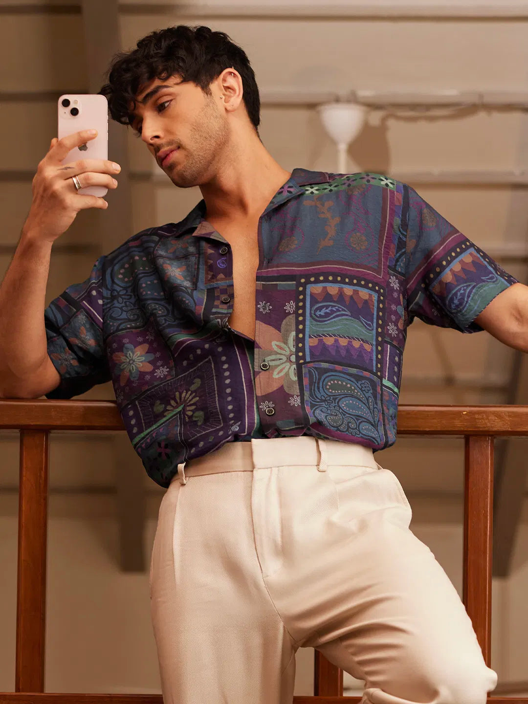 Modern Men’s Dark Paisley Casual Shirt with Relaxed Half Sleeve Fit