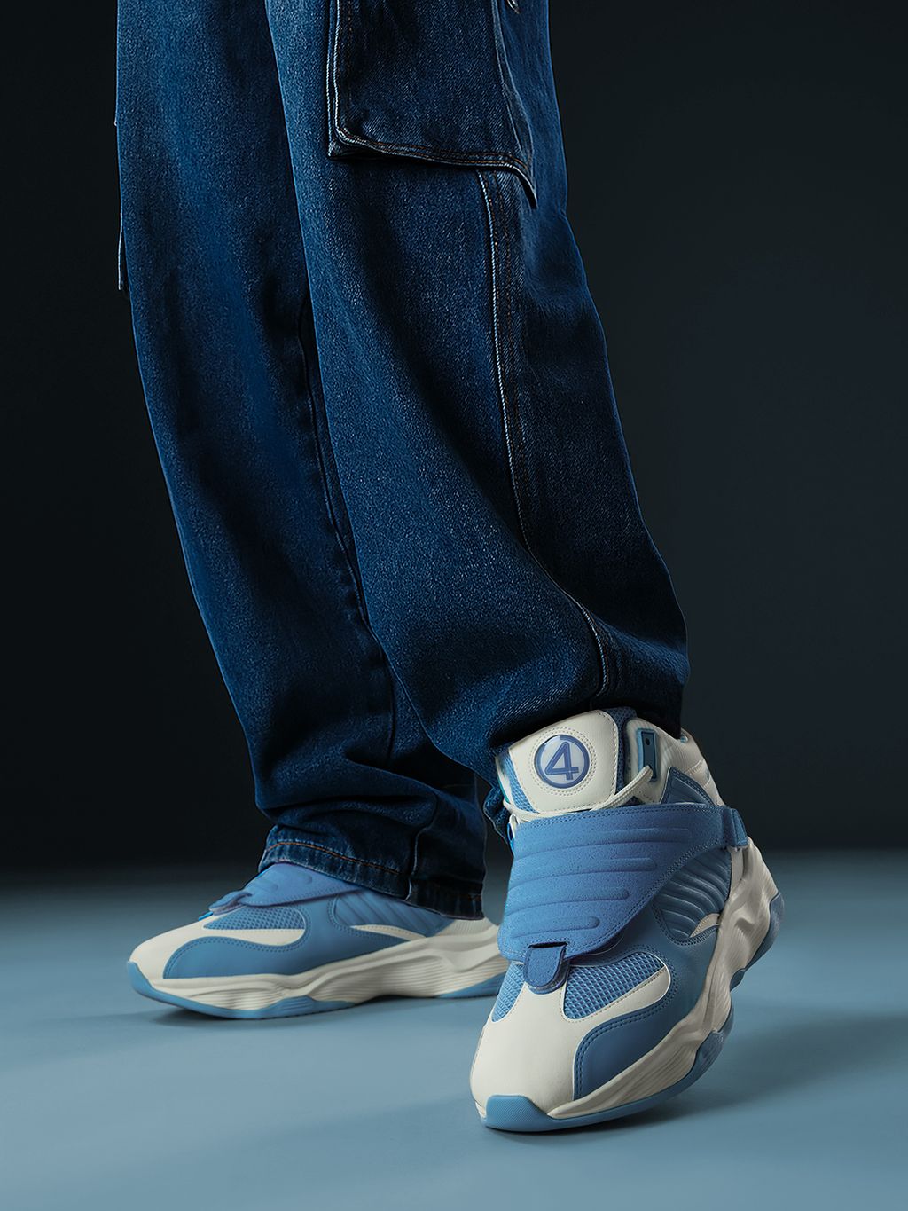 Men Sleek High Top Sneakers with Trendy Design for Daily Fashion