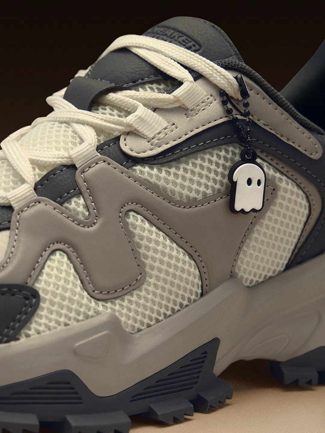 Lightweight Shadow Low Top Sneakers for Men Perfect for Travel, Work, and Casual Wear