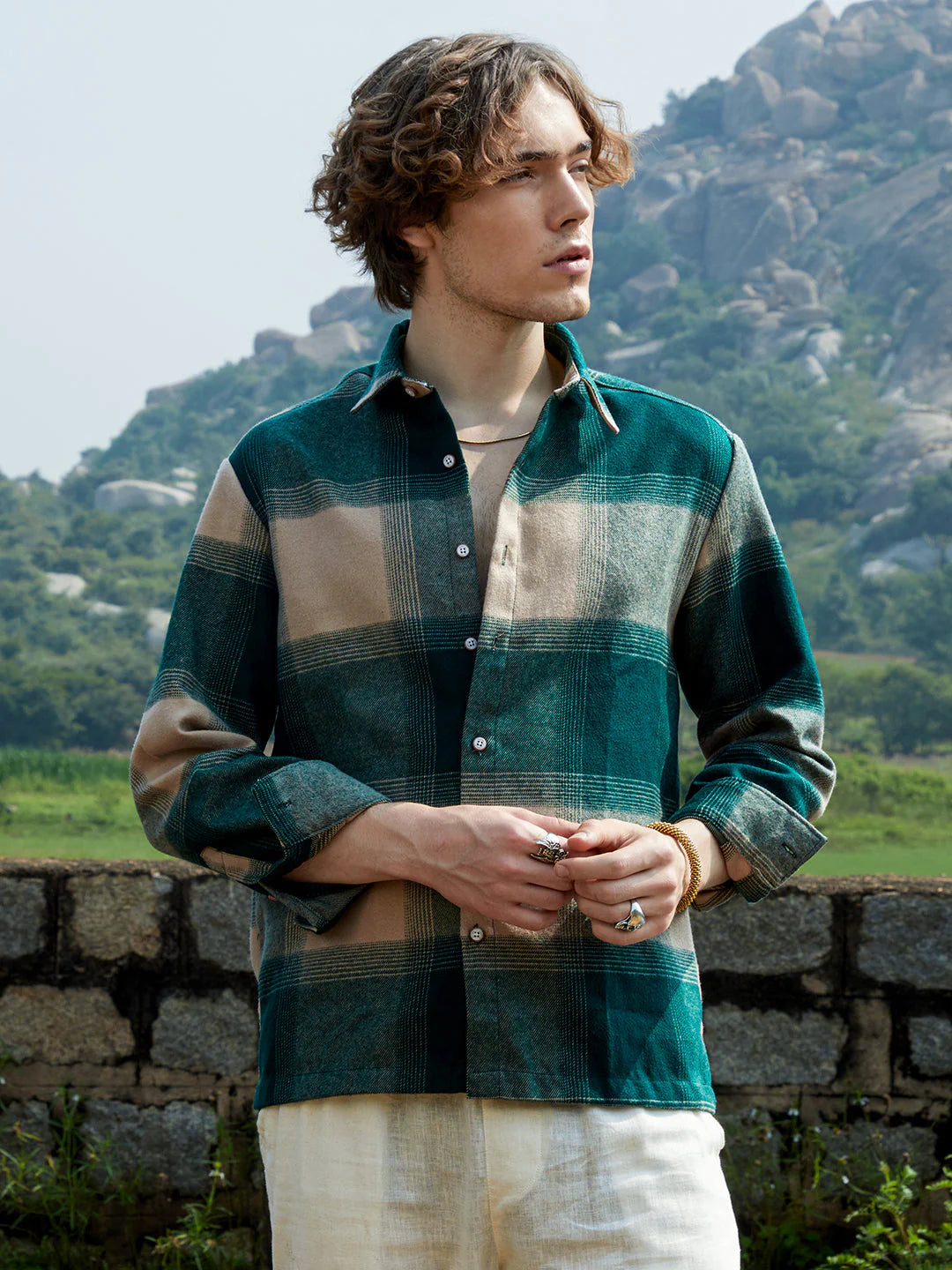 Casual Oversized Shirt with Battle Stars Print Relaxed Fit Chic and Minimalist