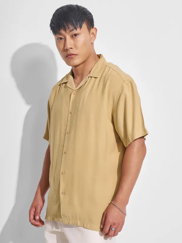 Elegant Men’s Mustard Solid Casual Shirt for Work, Outings, and Daily Wear
