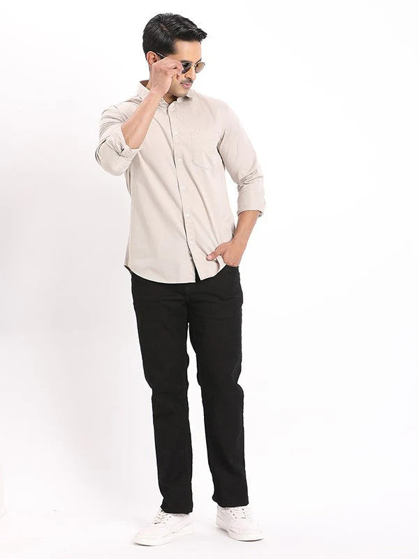 Fashionable Kansas Fit Stretch Jeans for Men Offering a Relaxed Yet Stylish Look