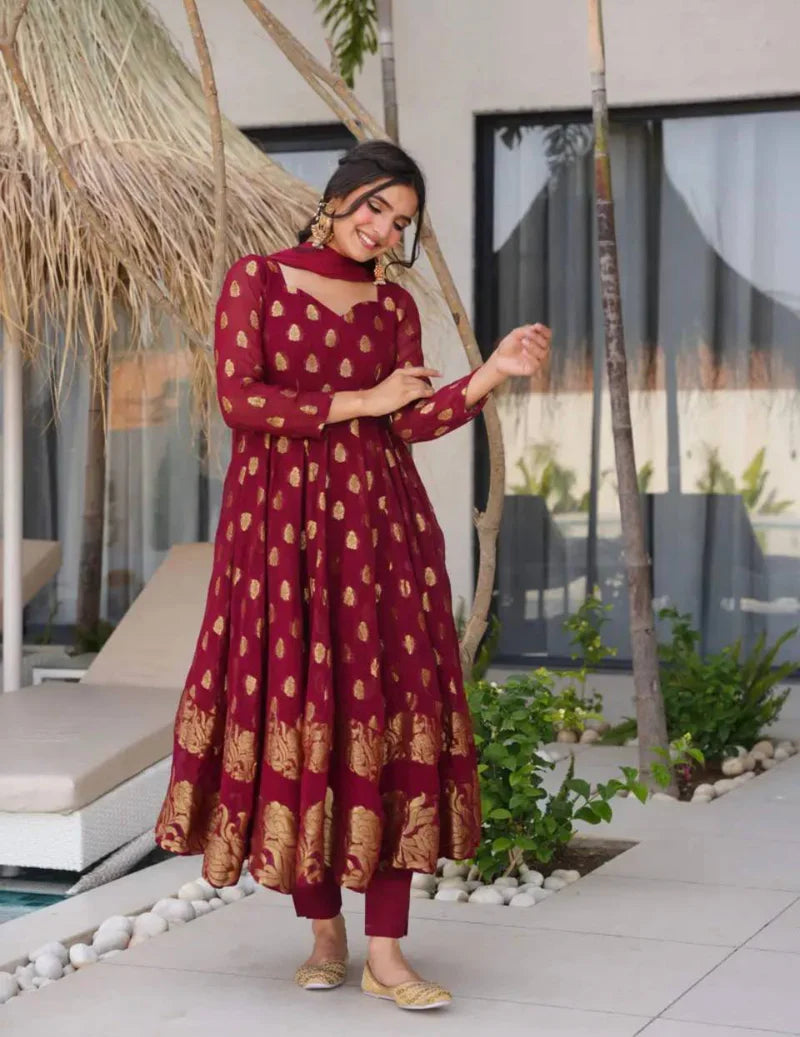 Stylish Maroon Sunehri Suit Set for Women Perfect for Festive Wear