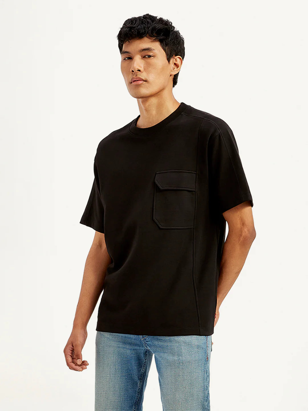 Trendy Men’s Solid Crew Neck Utility T-Shirt Perfect for Smart Casual and Streetwear