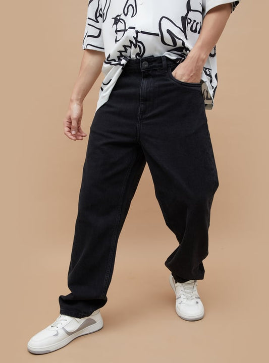 Durable Men’s Washed Loose Fit Jeans Modern Relaxed Fit Denim for Casual Outings and Daily Wear