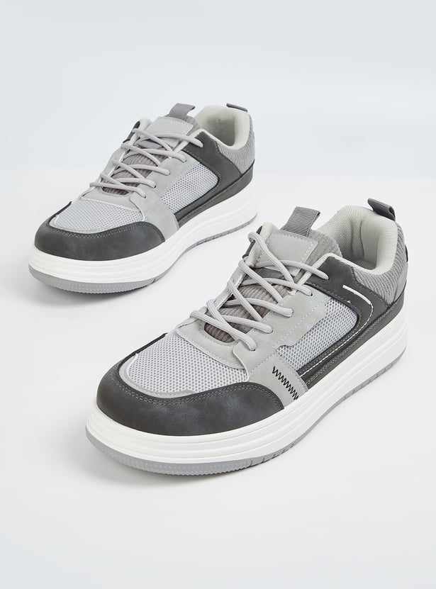 Fashionable Men’s Colorblock Sneakers Designed for Everyday Wear and Contemporary Street Style