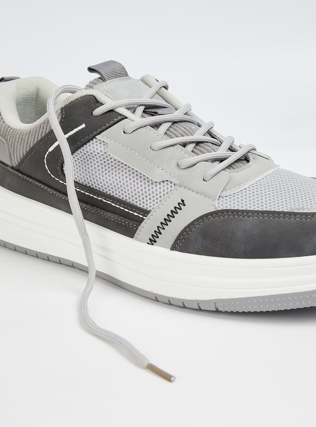 Fashionable Men’s Colorblock Sneakers Designed for Everyday Wear and Contemporary Street Style