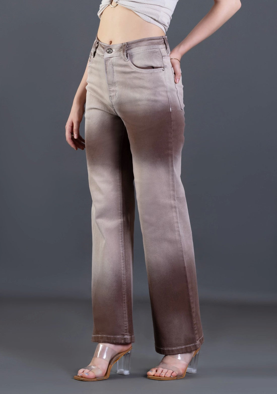 Trendy Women’s Light Brown Wide-Leg Jeans with Ombre Fade Design