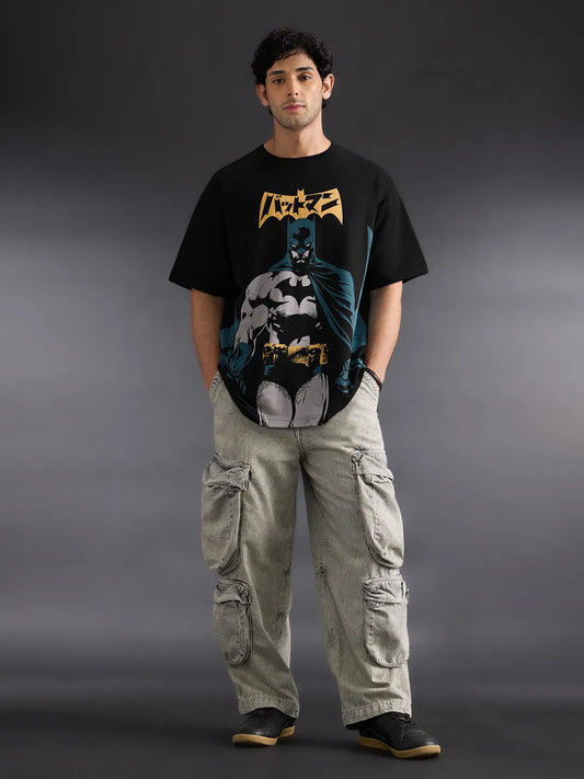 Men’s and Women’s Manga Oversized T-Shirt Offering Relaxed Silhouette and Trendy Look