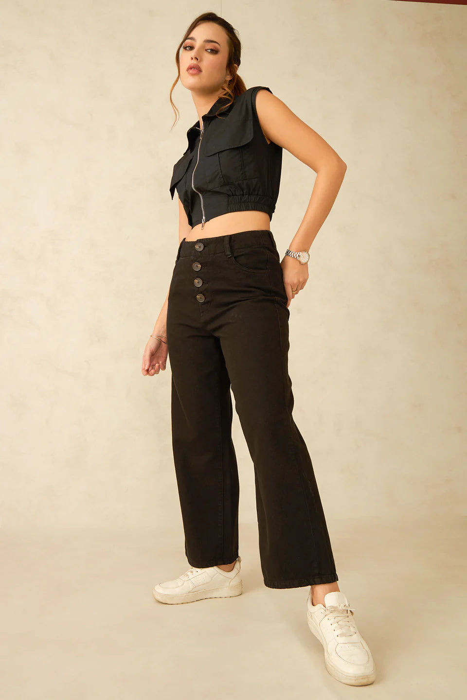 Everyday Wear High-Waist Black Ankle Jeans for Women with Slim Cut
