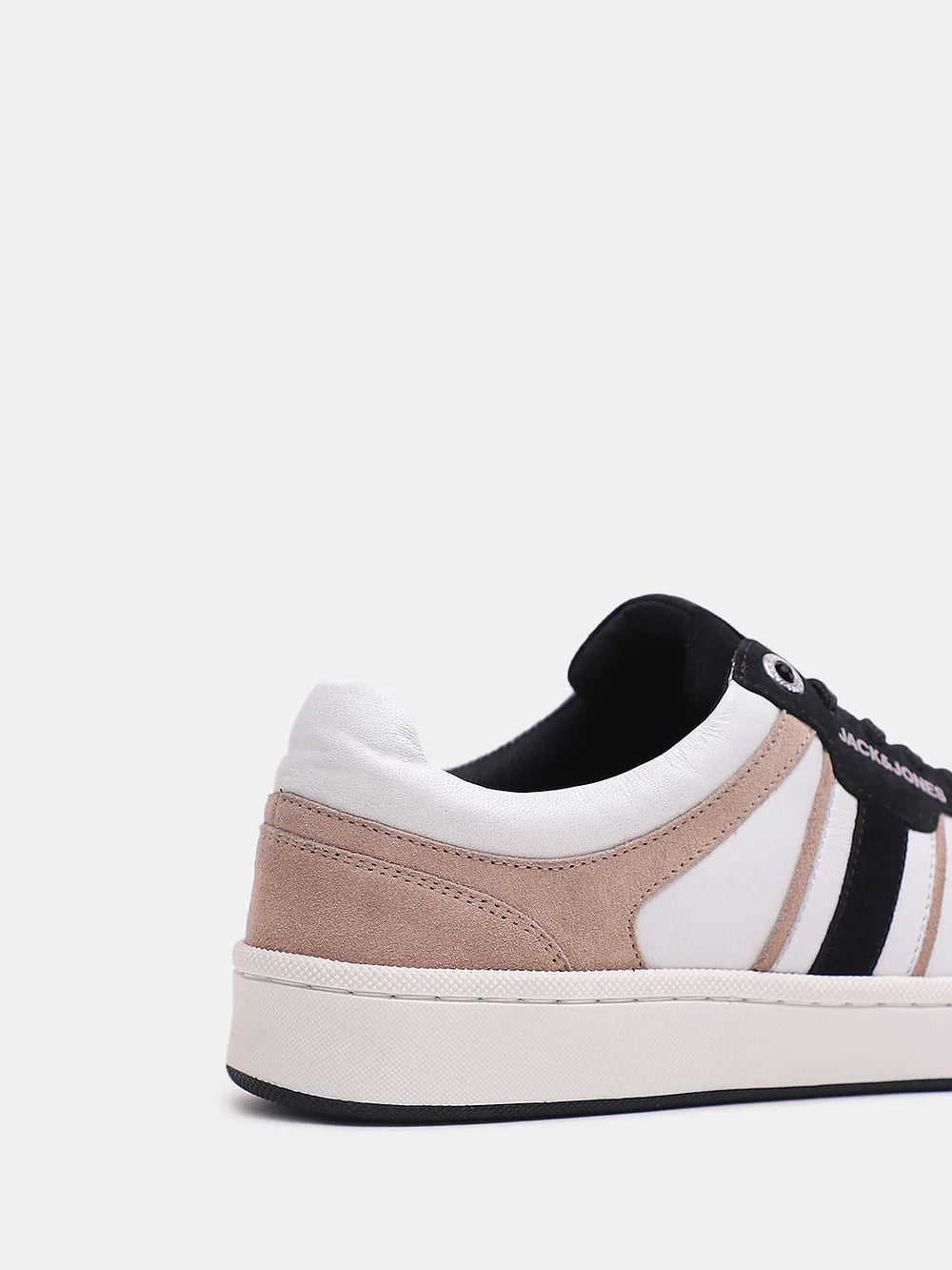 Bold and Trendy Black Colourblocked Casual Sneakers Combining Modern Aesthetic and Comfortable Fit
