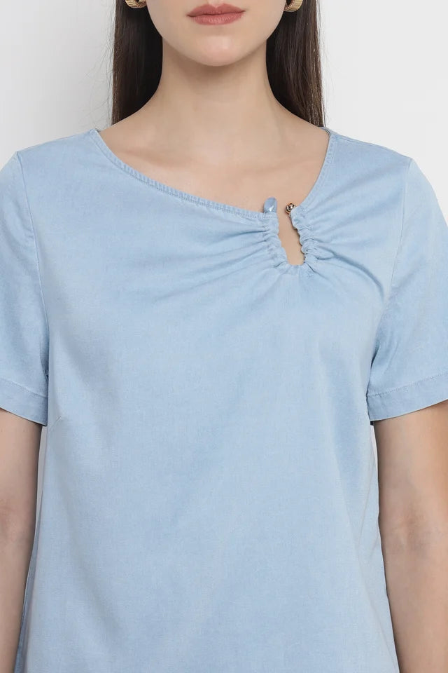 Chic Light Denim Metallic Blouse for Everyday Wear