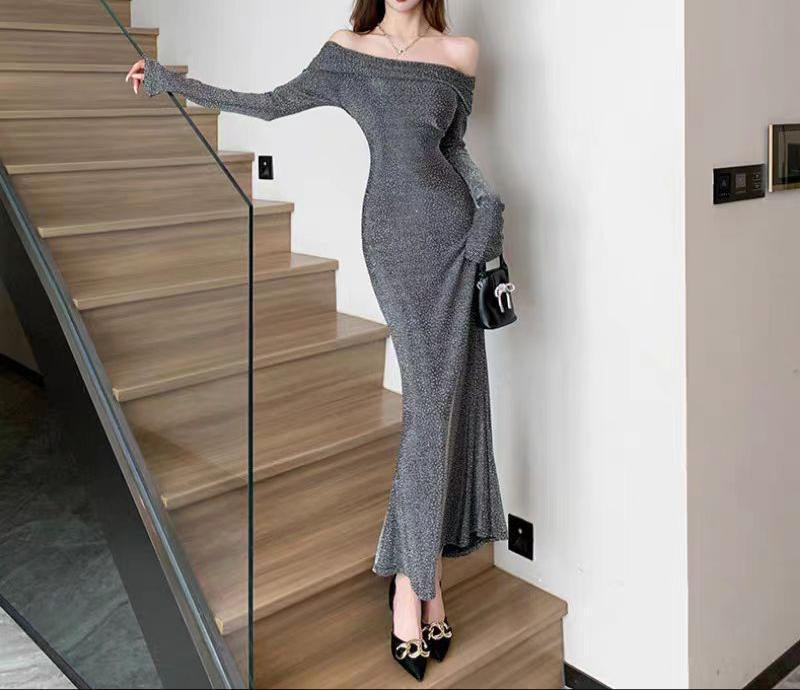 Stylish Chicca Off Shoulder Bodycon Evening Dress Elegant Fit Perfect for Parties and Evening Events