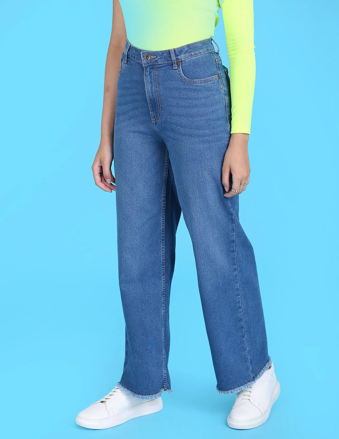 Relaxed Fit Women’s High Rise Wide Leg Jeans Perfect for Daily Street Style Outfits