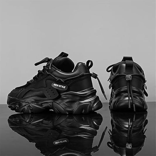Modern Lightweight Sneakers for Men with Bold Design and All-Day Comfort for Casual and Streetwear Looks