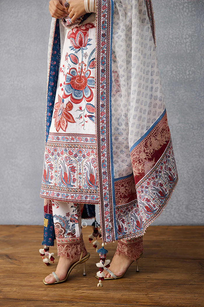 Comfortable Coromandel Anvita Kurta Set for Daily Wear