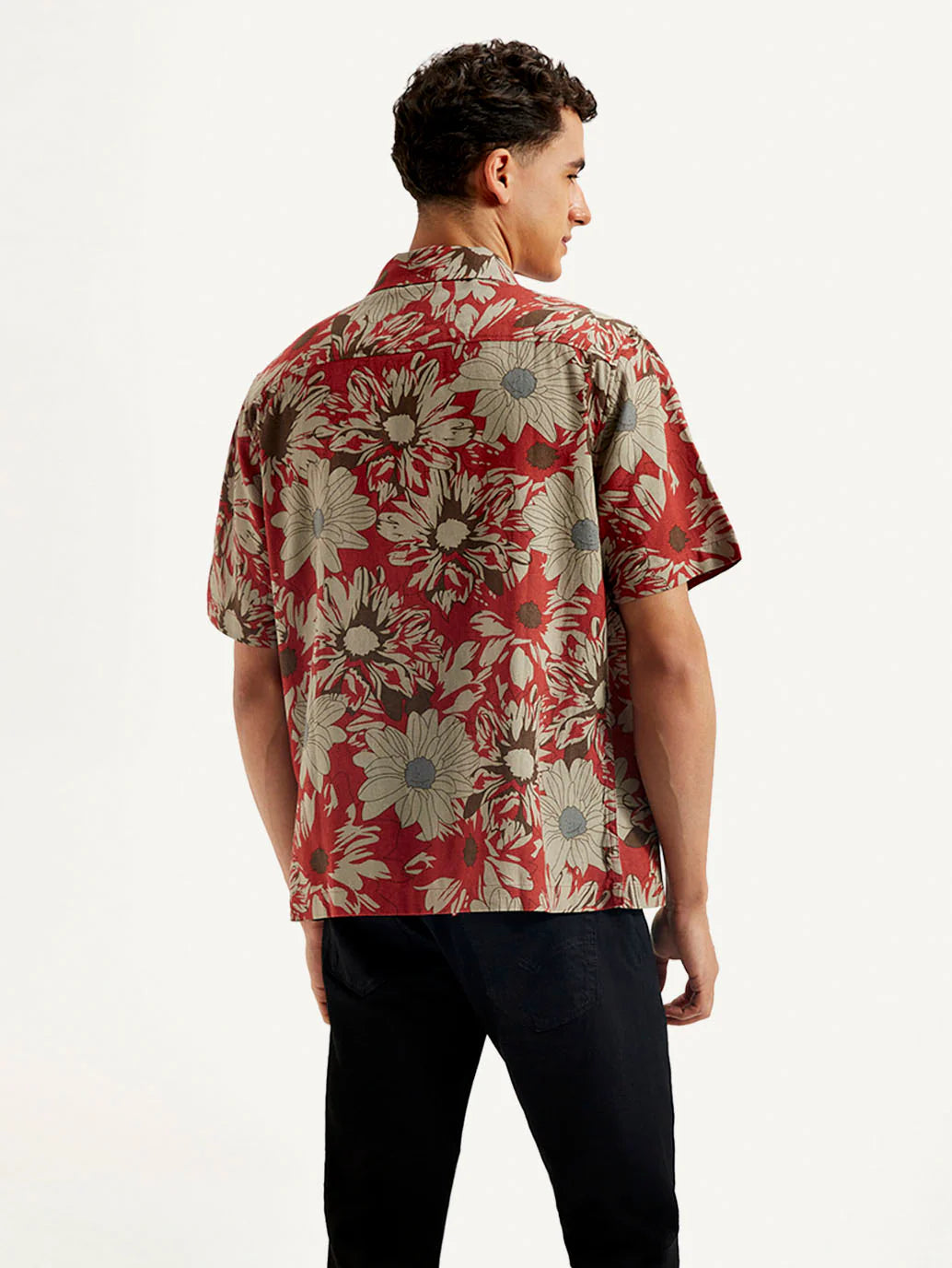 Lightweight Floral Linen Shirt for Men with Resort Collar and Comfortable Relaxed Fit