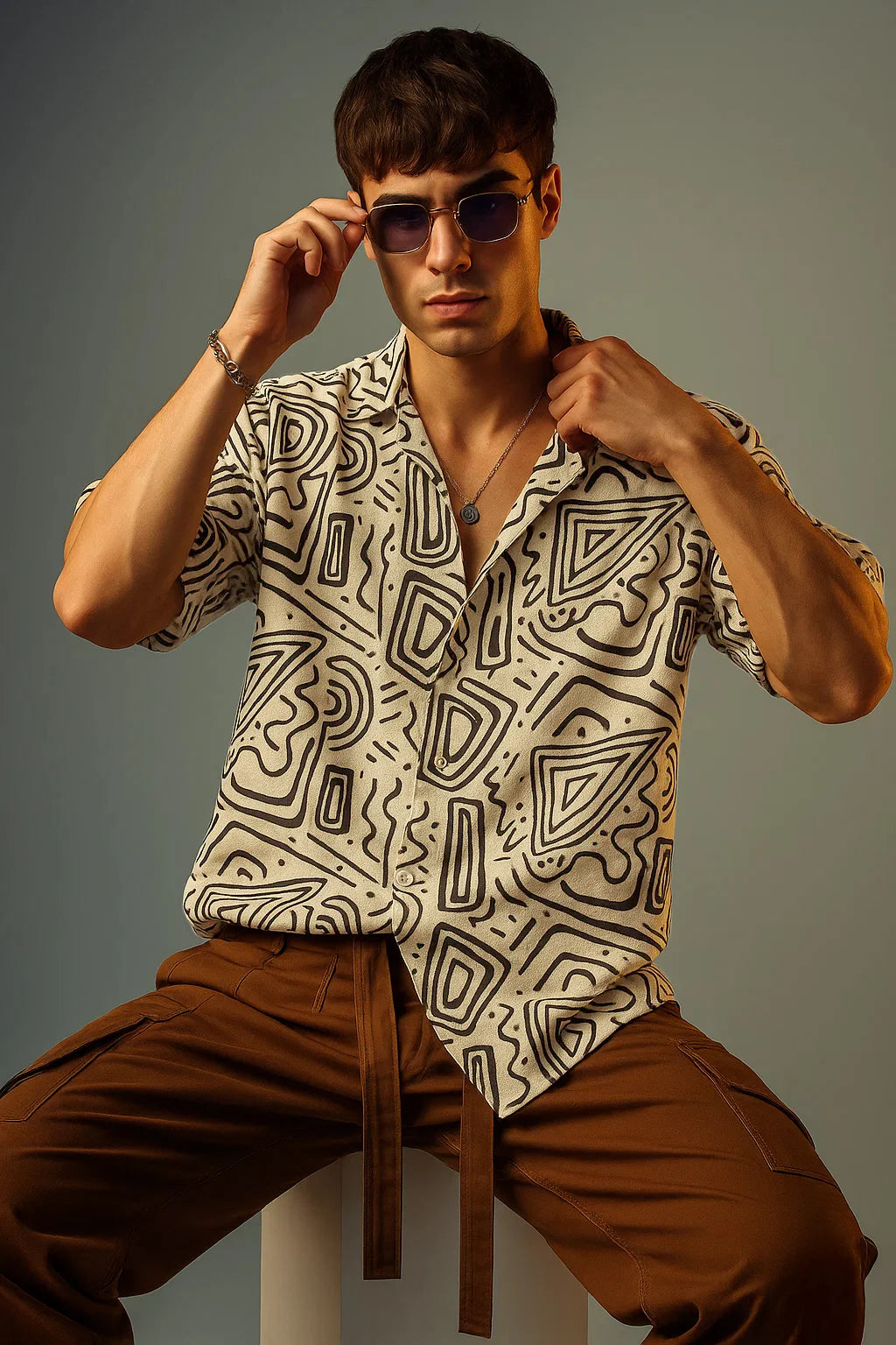 Exclusive White and Black Oversized Shirt with Camp Collar and Printed Design