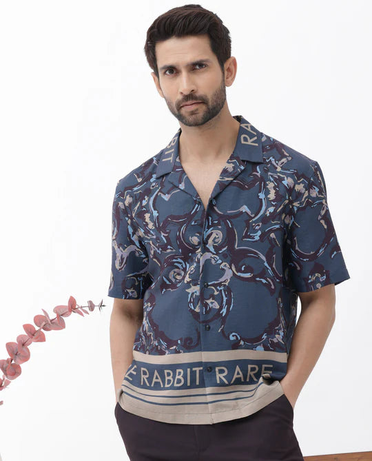 Relaxed Fit Boxy Shirt in Dark Navy with Abstract Print Perfect for Day-to-Day Wear