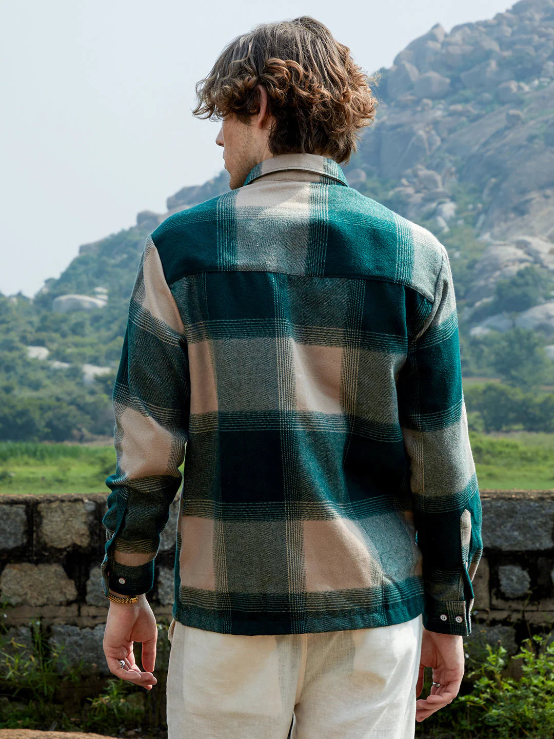 Casual Oversized Shirt with Battle Stars Print Relaxed Fit Chic and Minimalist