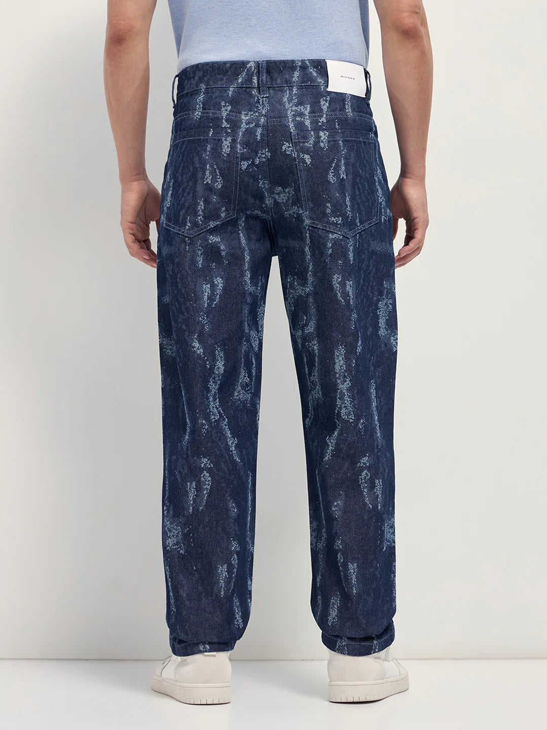 Modern Men’s Straight Fit Denim with Unique Bleached Wash | Relaxed Fit Jeans Ideal for Daily Fashion and Comfort