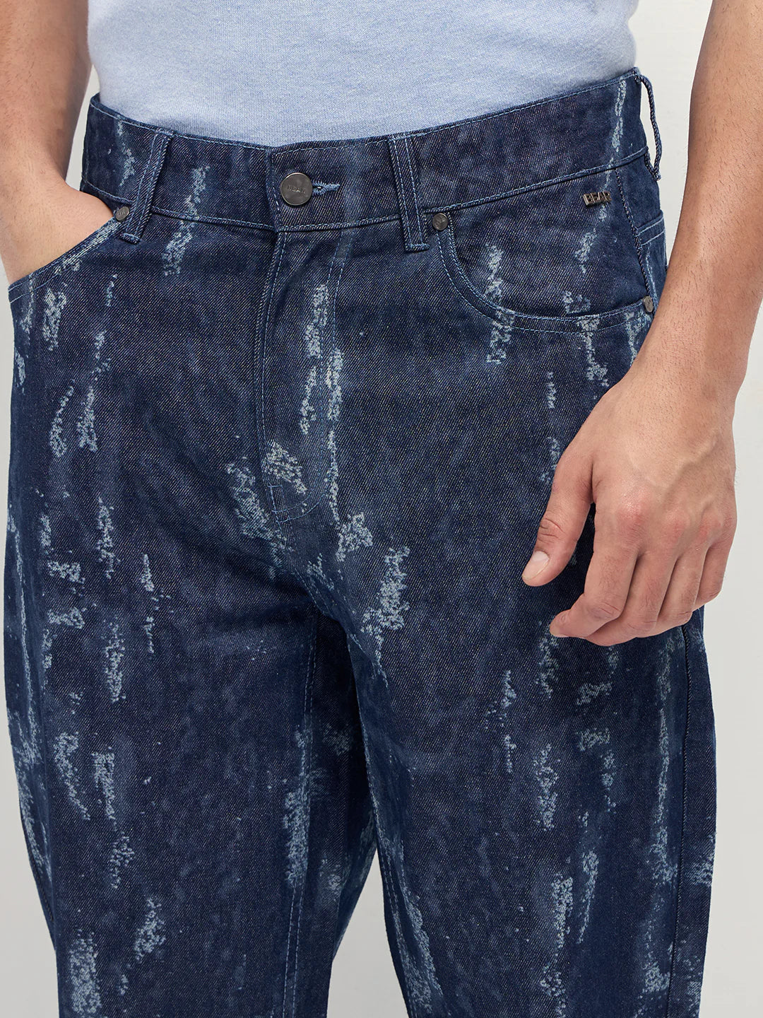 Modern Men’s Straight Fit Denim with Unique Bleached Wash | Relaxed Fit Jeans Ideal for Daily Fashion and Comfort