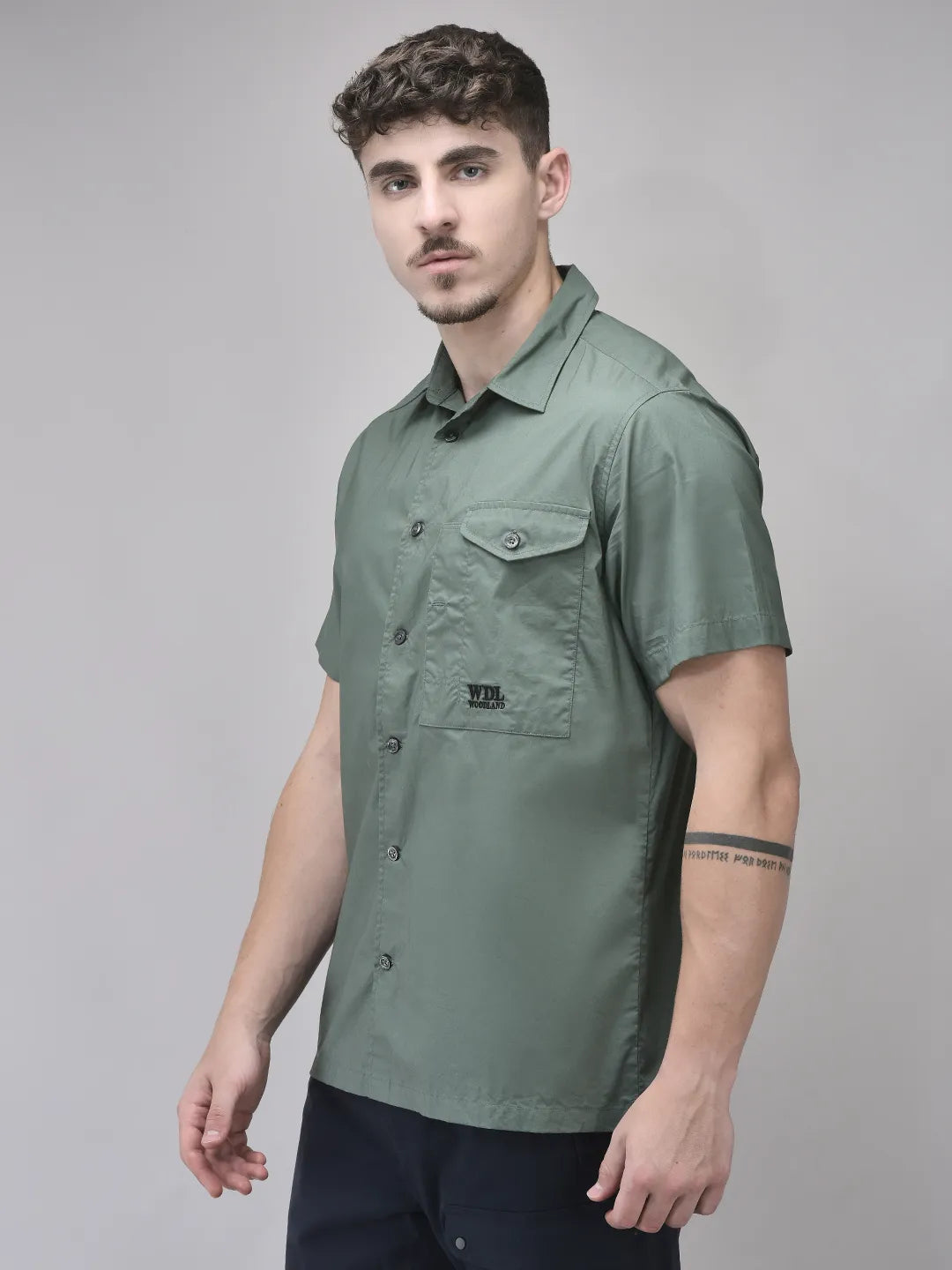 Men’s Casual Frosty Green Cotton Shirt for Office, Travel, and Weekend Wear