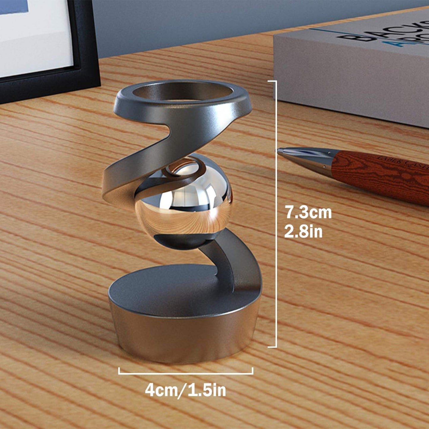 Desktop Kinetic Gyro Spinner Suspended Ball Gadget Toy