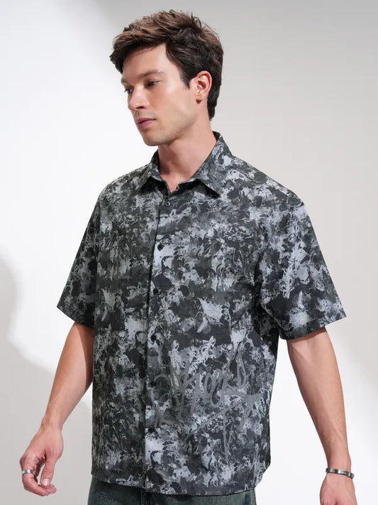 Lightweight Men’s Black Printed Oversized Fit Shirt Stylish Everyday Casual Wear
