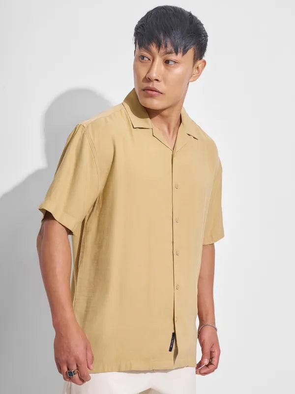 Elegant Men’s Mustard Solid Casual Shirt for Work, Outings, and Daily Wear