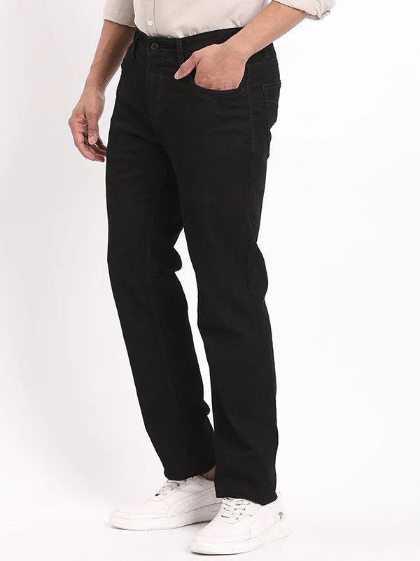 Fashionable Kansas Fit Stretch Jeans for Men Offering a Relaxed Yet Stylish Look