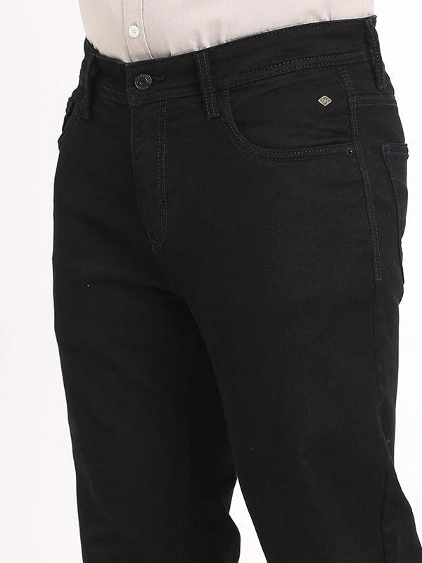 Fashionable Kansas Fit Stretch Jeans for Men Offering a Relaxed Yet Stylish Look