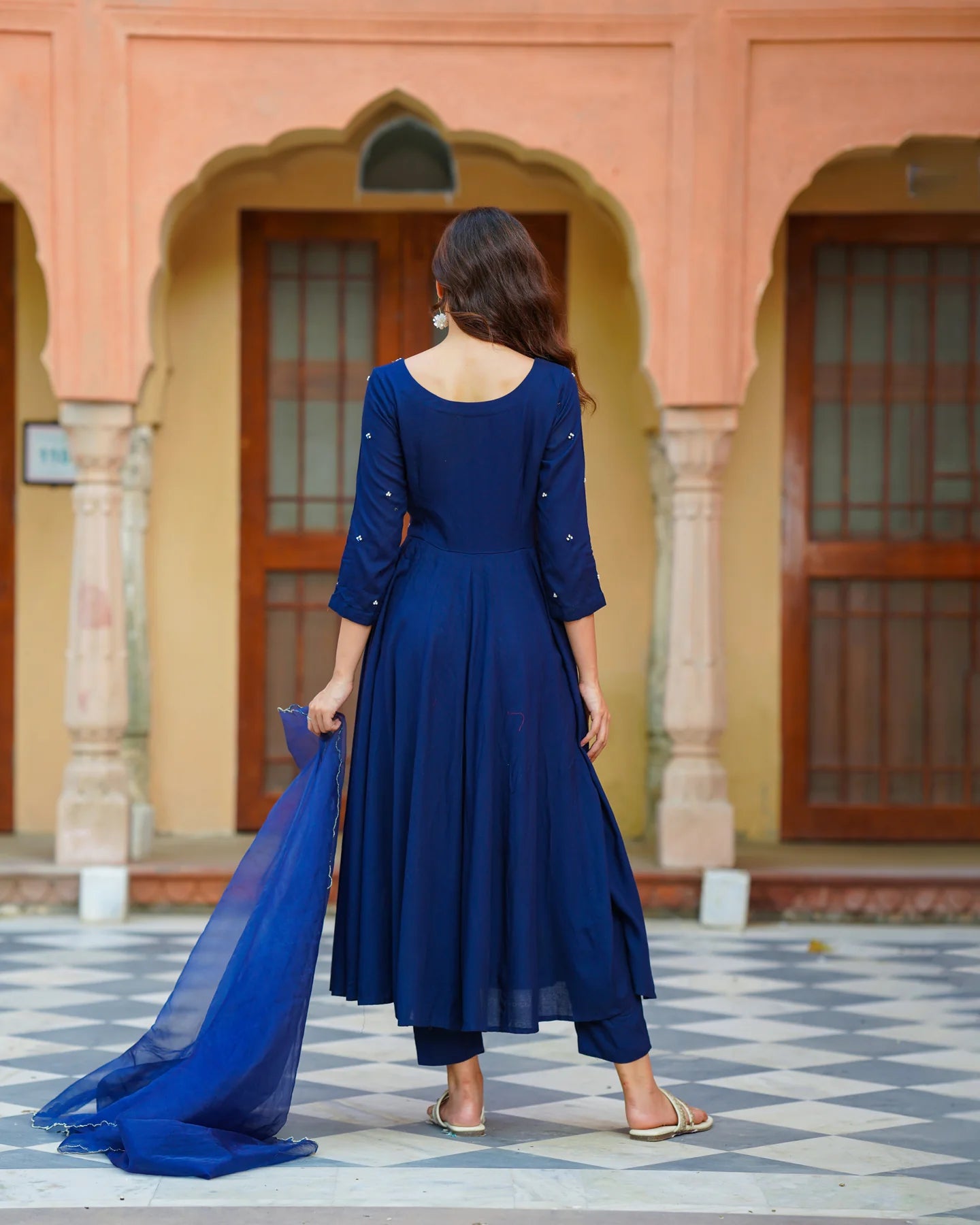 Sophisticated Women’s Blue Kalidaar Suit Set with Classic Charm