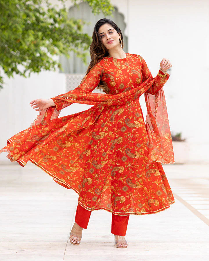 Contemporary Red Paisley Suit Set for Women with Stylish Design