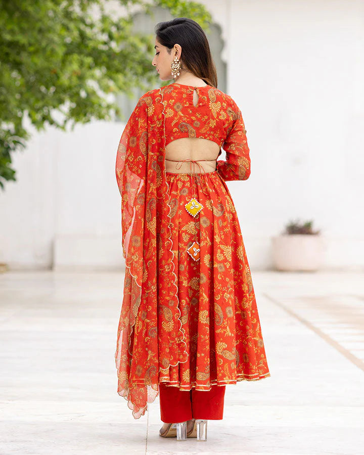 Contemporary Red Paisley Suit Set for Women with Stylish Design
