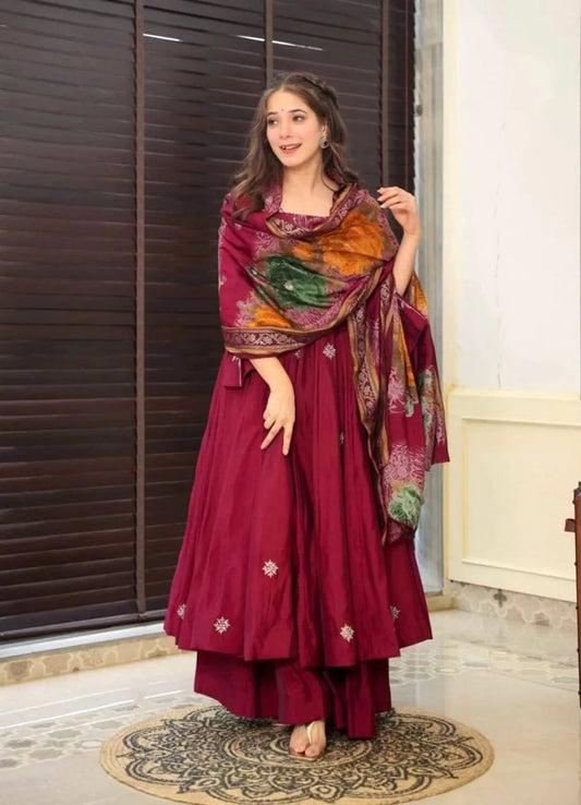 Classic Red Pure Muslin Fabric Gown and Pant Ensemble for Women with Comfortable Fit