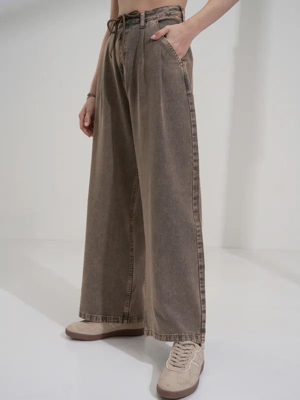 Comfortable Women’s Baggy Jeans Loose Fit Modern Style for Streetwear and Travel