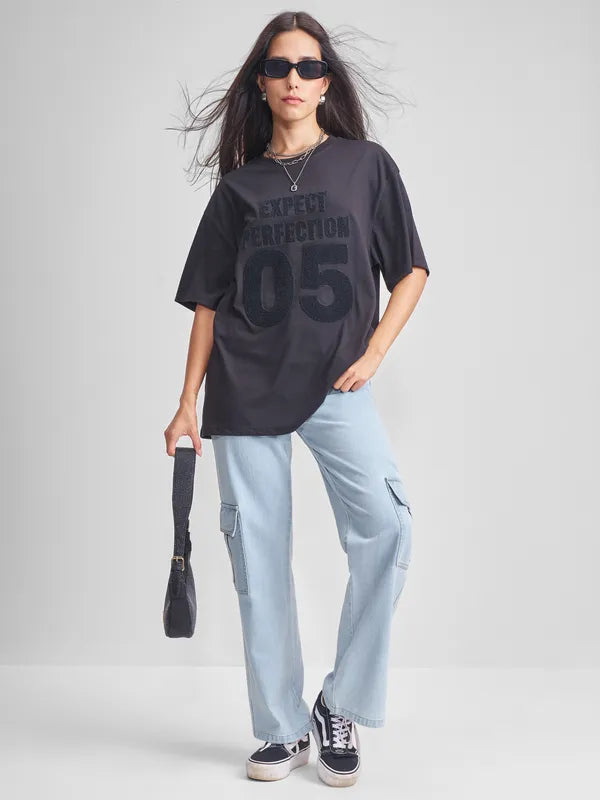 Everyday Wear Women’s Blue Flared Denim Jeans with Stylish Finish