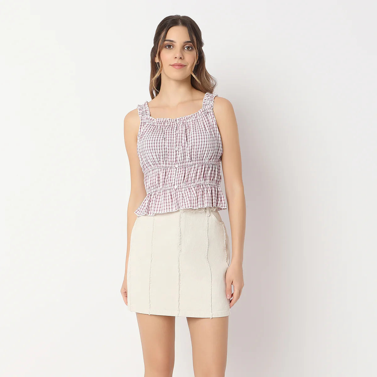 Contemporary Checkered Square Neck Sleeveless Top for Women’s Casual Fashion