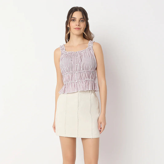 Contemporary Checkered Square Neck Sleeveless Top for Women’s Casual Fashion