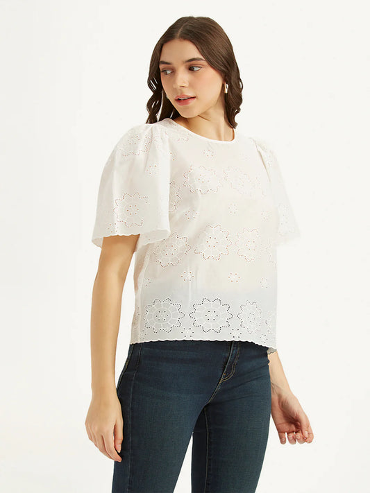Fashionable Women’s Embroidered White Round Neck Top Comfortable Relaxed Fit Tee