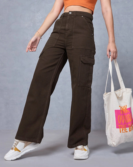 Casual Women’s Brown Straight Fit Cargo Pants Perfect for Everyday Outfits